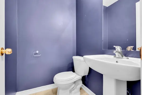 8 Shiff CRES, Brampton, ON L6Z 0H5