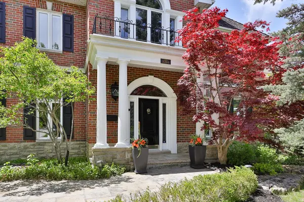 3264 Barchester CT, Mississauga, ON L5L 5Z1