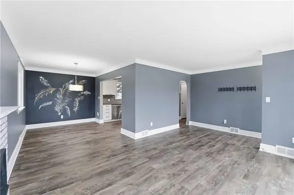 40 Nickerson AVE, St. Catharines, ON L2N 3M4