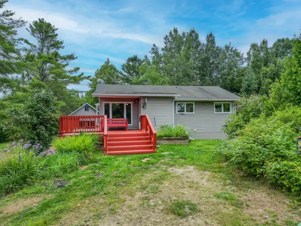 525 Maple RD, Bonfield, ON P0H 1E0