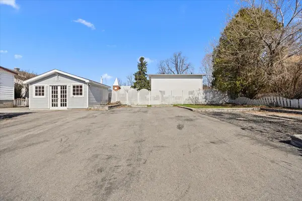 801 St Jean ST, Clarence-rockland, ON K4K 1K3