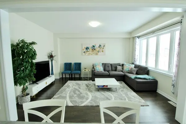 16 Peach ST, Thorold, ON L2V 0K1