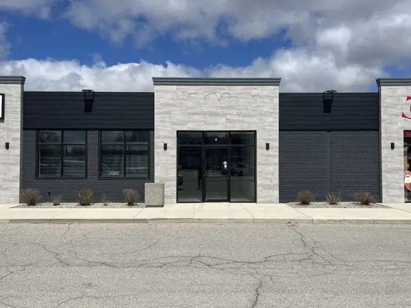 51 Front ST E #4, Strathroy-caradoc, ON N7G 1Y5