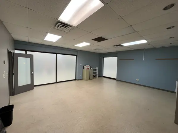 51 Front ST E #18A, Strathroy-caradoc, ON N7G 1Y5