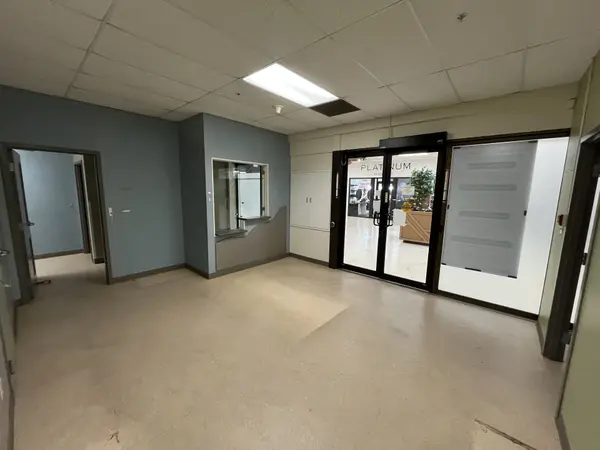 51 Front ST E #18A, Strathroy-caradoc, ON N7G 1Y5