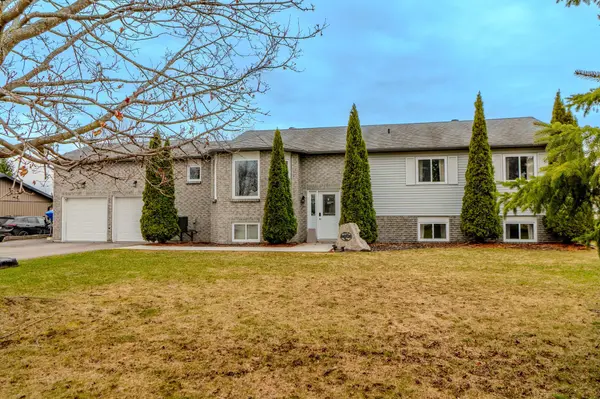 6 Sparrow CT, Kawartha Lakes, ON K0M 2C0