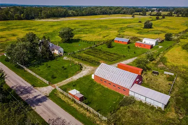 970 carl RD, Welland, ON L0S 1K0