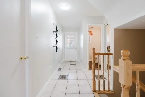 378 Valade CRES, Orleans - Cumberland And Area, ON K4A 2V8