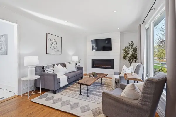 923 Willow LN, London South, ON N6E 1H4