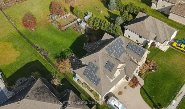 536 Juliana DR, Strathroy-caradoc, ON N0L 1W0