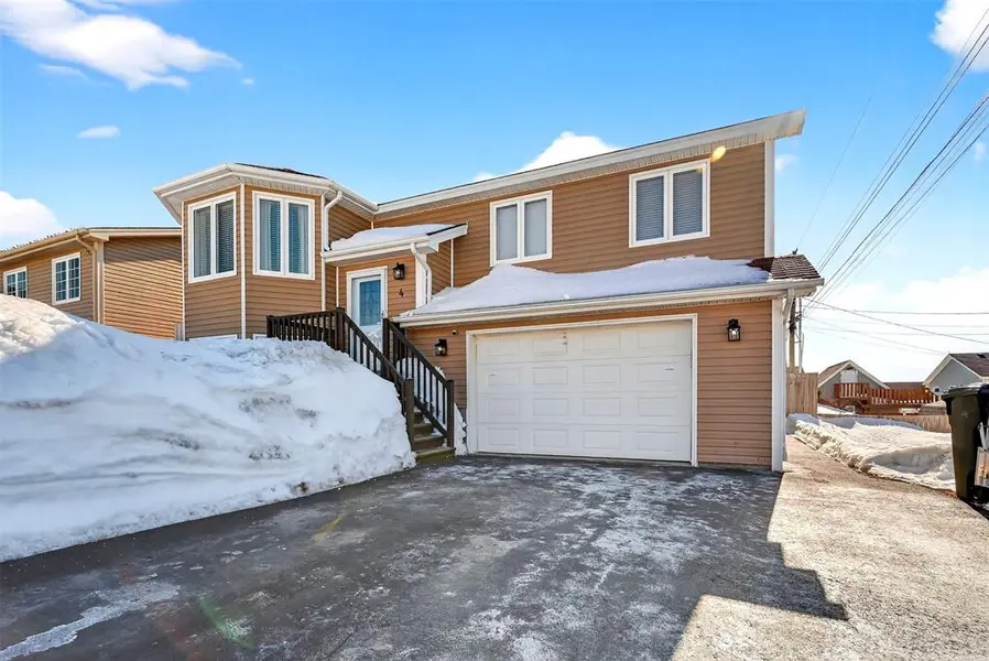 4 Denehurst Street, Paradise, NL A1L 0S8