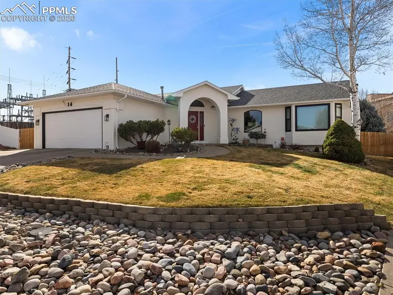 14 Full Moon CT, Pueblo, CO 81001