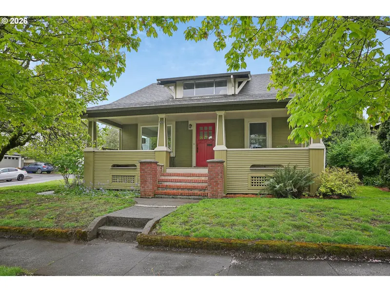 428 WILLAMETTE ST, Oregon City, OR 97045