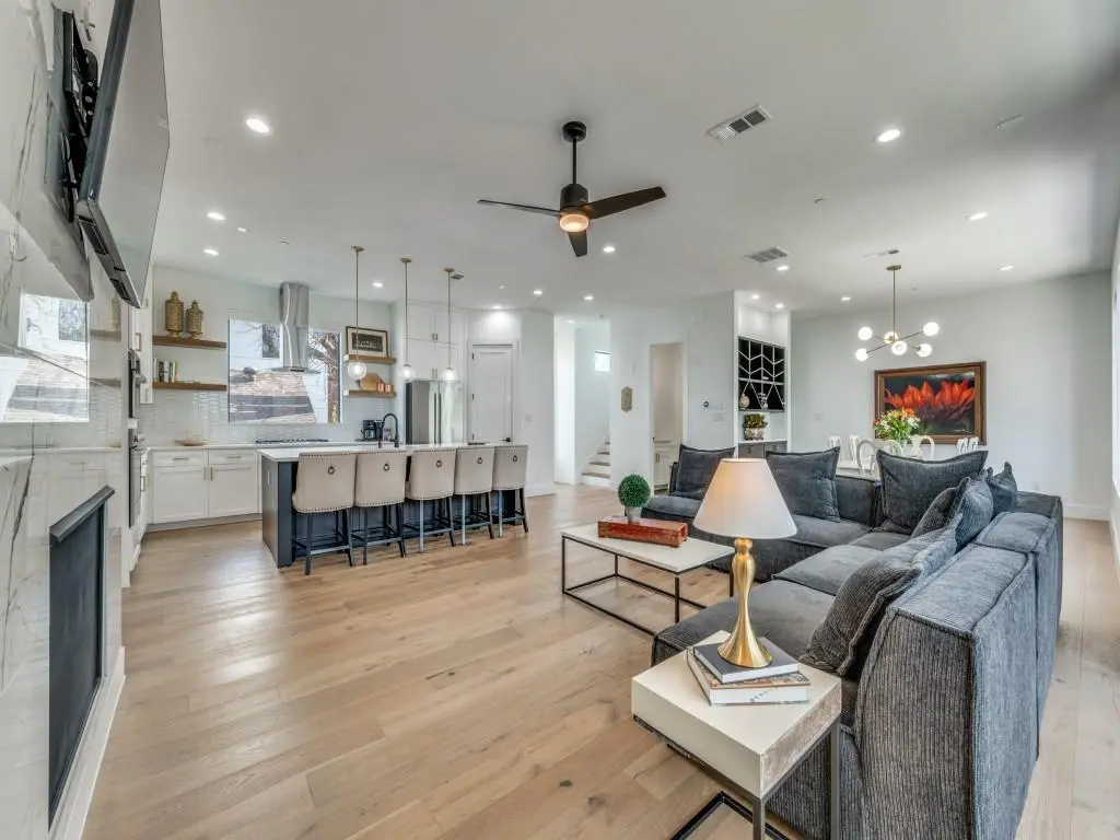 2315 Kirby Street #B, Dallas, TX 75204