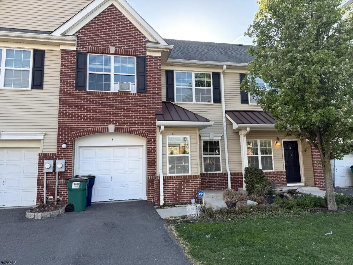 8 Andrews Way, Piscataway Twp., NJ 08854