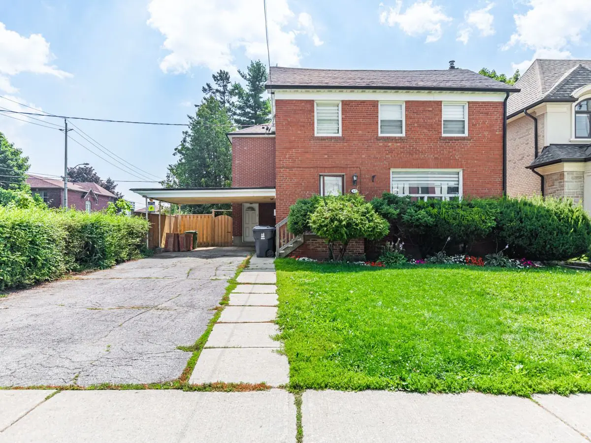 41 Fairholme AVE #Bsmt, Toronto C04, ON M6B 2W7