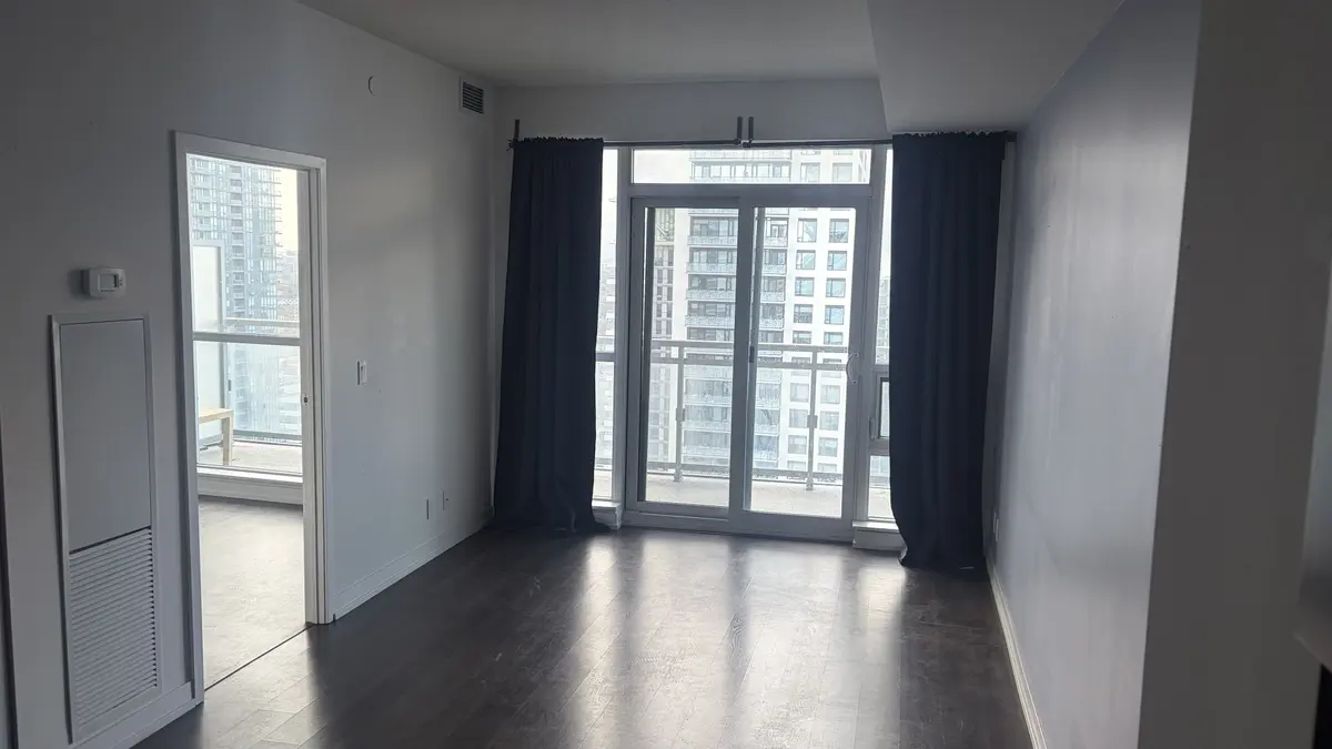 89 DUNFIELD AVE #2704, Toronto C10, ON M4S 0A4