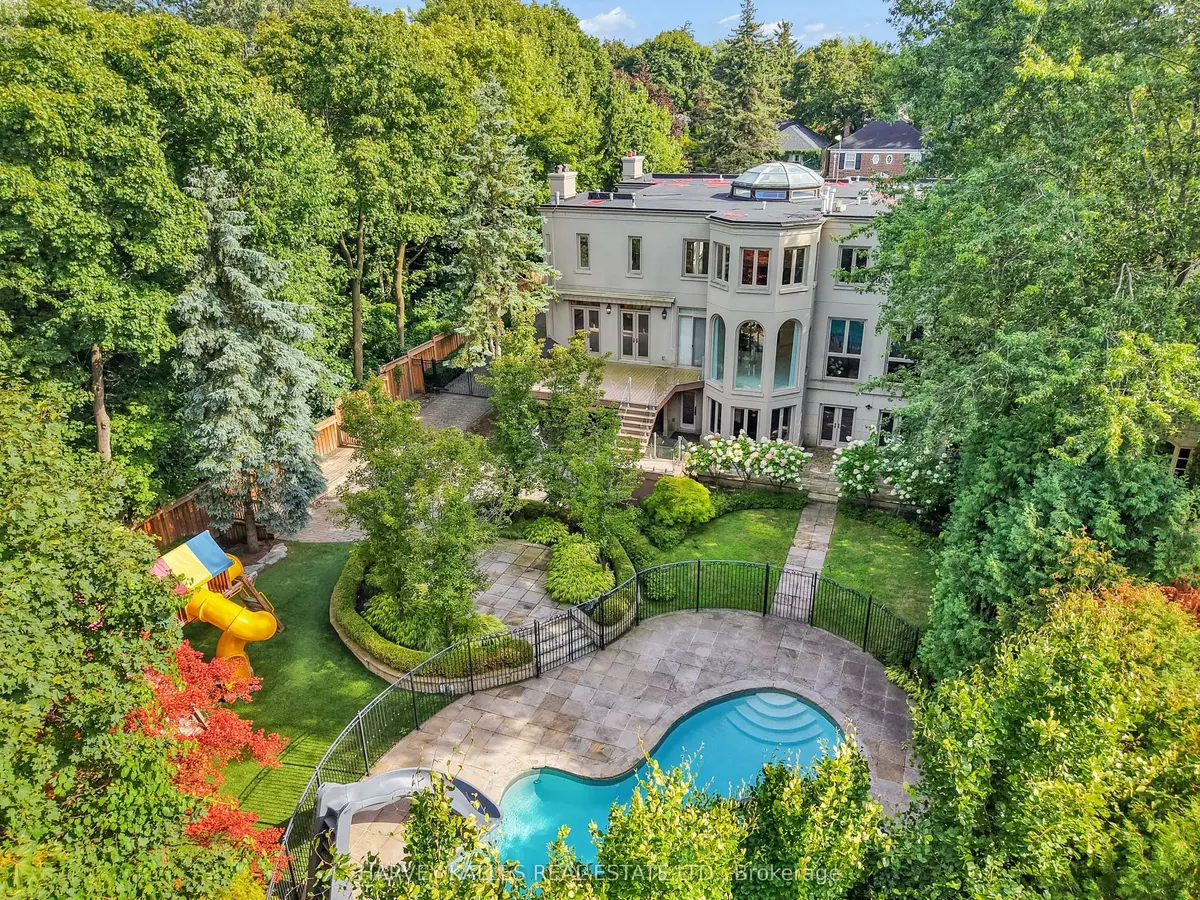 113 Coldstream AVE, Toronto C04, ON M5N 1X7