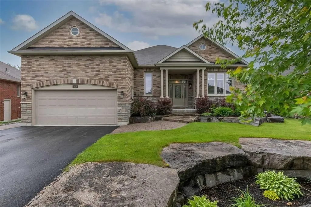 13 South Harbour DR, Kawartha Lakes, ON K0M 1A0