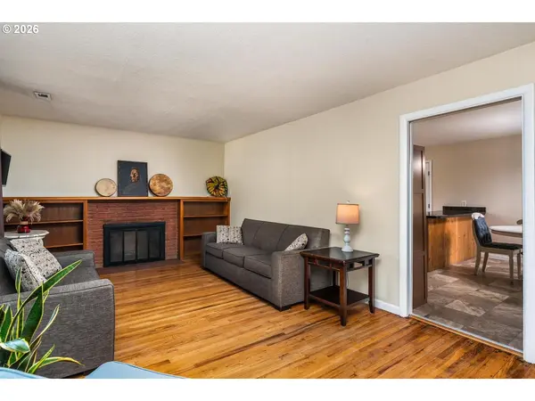 17820 SE CANDY LN, Milwaukie, OR 97267