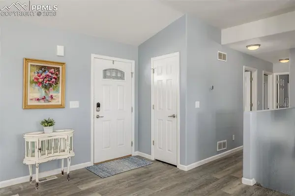 1207 N Kirkwood DR, Pueblo, CO 81007