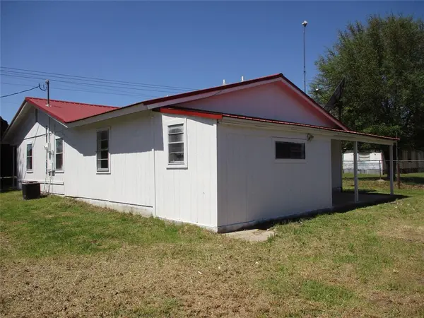 291 Skyline Drive, Emory, TX 75440