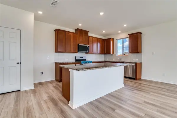 4105 Buffalo Grass Trail, Crandall, TX 75114