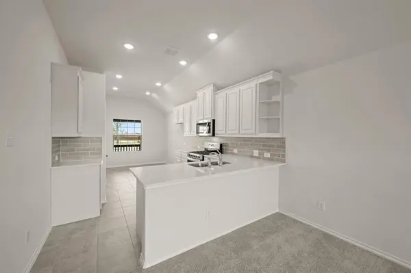 914 Madeline Lane, Cleburne, TX 76033