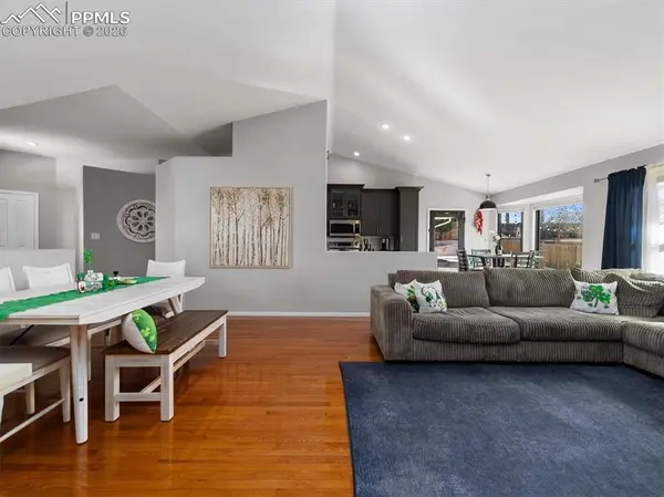 14 Full Moon CT, Pueblo, CO 81001