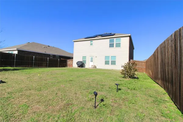 949 Shire Avenue, Haslet, TX 76052