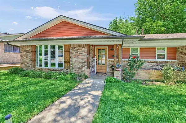 1705 W Belden Street, Sherman, TX 75092