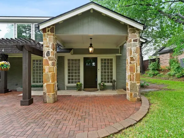 3402 Marsh Lane, Grapevine, TX 76051