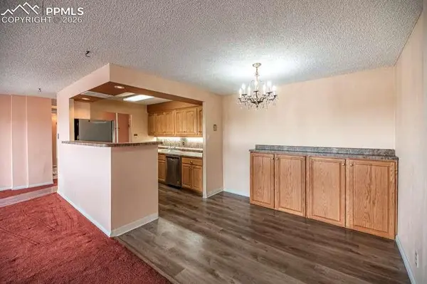 411 Lakewood CIR #B1112, Colorado Springs, CO 80910