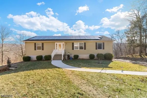 21 Mountaintop Rd, Montague Twp., NJ 07827