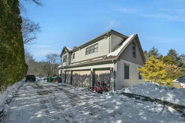 285 Chestnut Ridge Rd, Woodcliff Lake Boro, NJ 07677