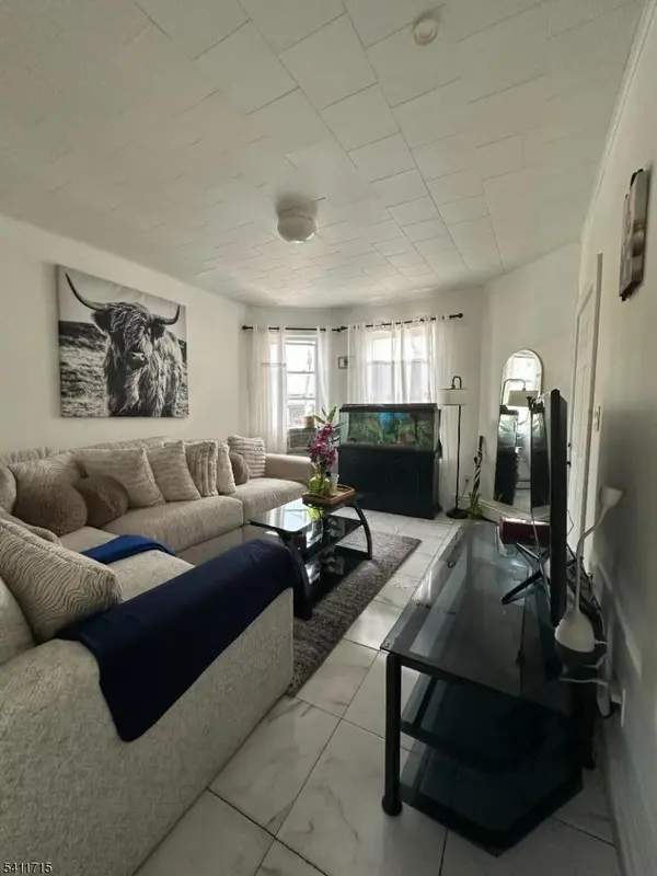 466 E 25Th St, Paterson City, NJ 07514