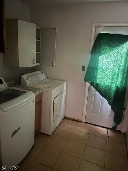 448 W 4Th Ave, Roselle Boro, NJ 07203