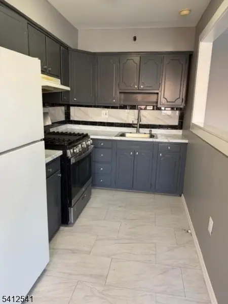 432-434 Trenton Ave #9, Paterson City, NJ 07503