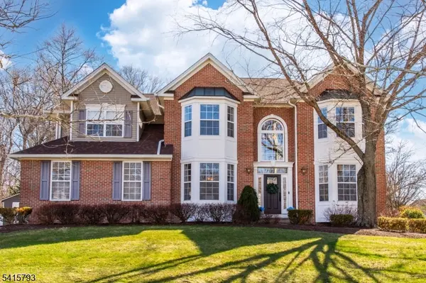 38 Saunders Ln, Mount Olive Twp., NJ 07840