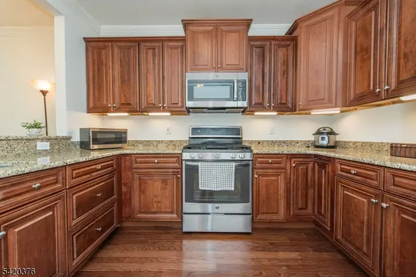 5211 Veterans Dr, Rockaway Twp., NJ 07866