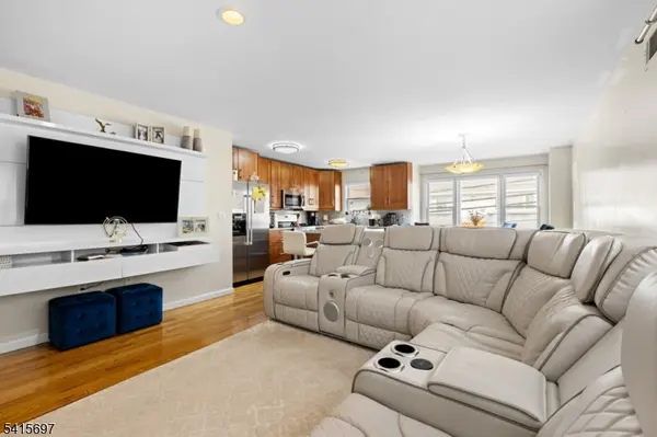 46 Barbara St, Newark City, NJ 07105