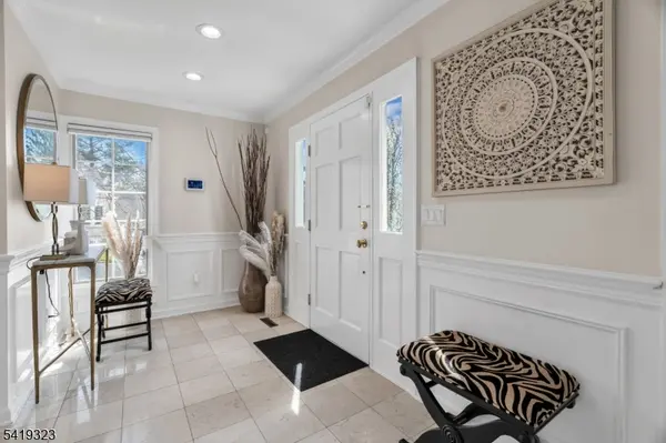 1 Rolling Hill Ct, Madison Boro, NJ 07940