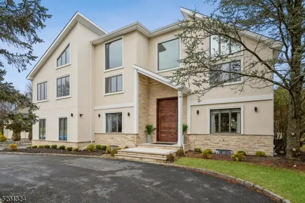 15 Fox Run, North Caldwell Boro, NJ 07006