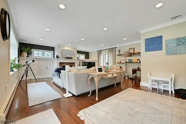 285 Plainfield Ave, Berkeley Heights Twp., NJ 07922