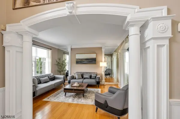 18 Renshaw Dr, Montville Twp., NJ 07045