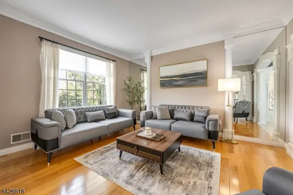 18 Renshaw Dr, Montville Twp., NJ 07045