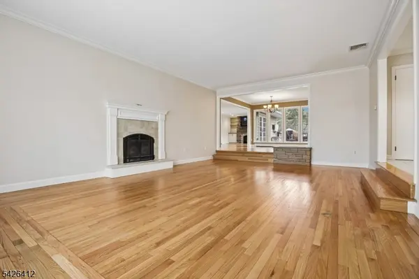 312 Lenox Ave, Pompton Lakes Boro, NJ 07442