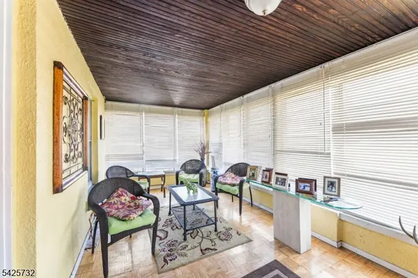 239 Walnut St, Dunellen Boro, NJ 08812