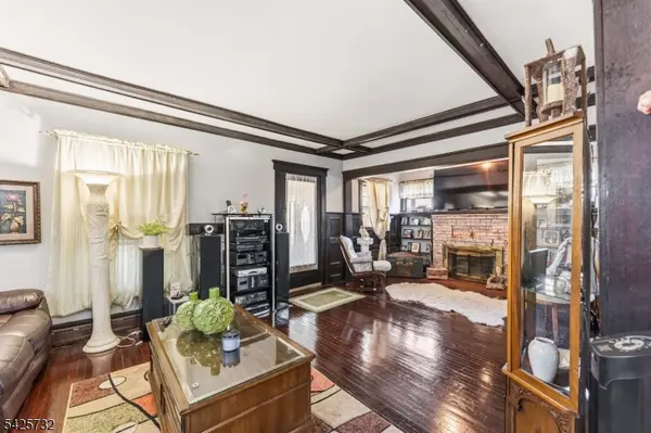 239 Walnut St, Dunellen Boro, NJ 08812