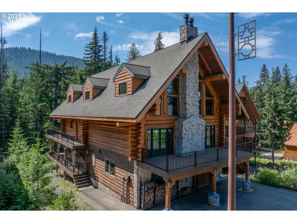 89790 E MORRISON LN, Government Camp, OR 97028